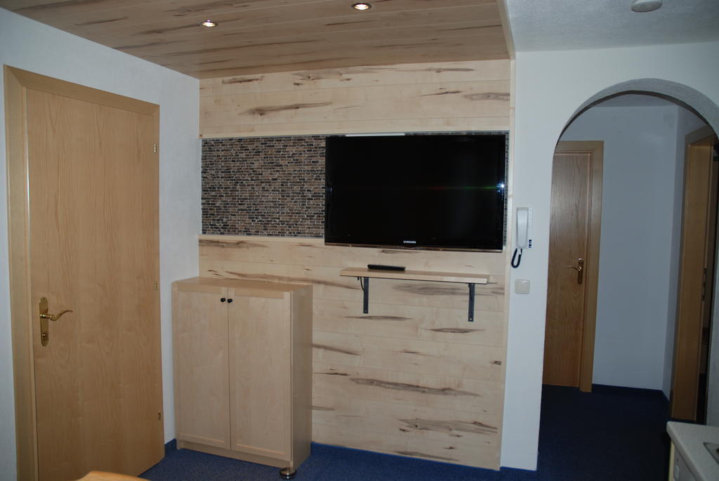 Appartement Haus Saumspitz à Sankt Anton am Arlberg Chambre photo