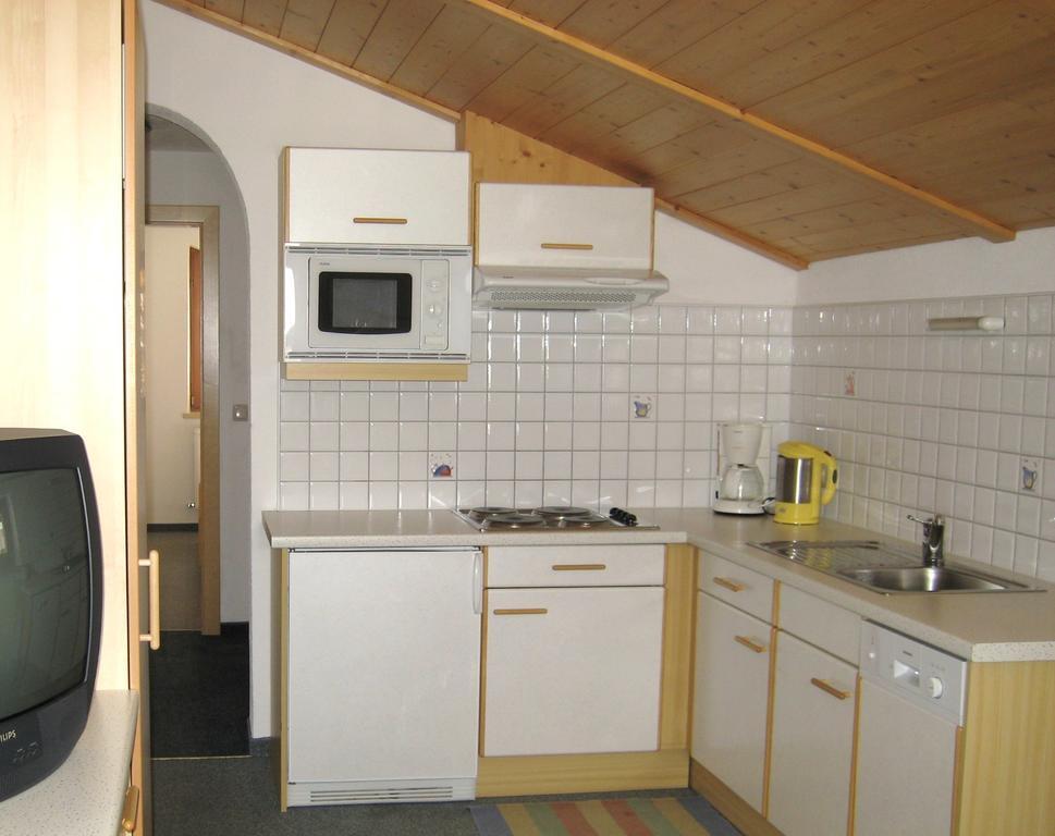 Appartement Haus Saumspitz à Sankt Anton am Arlberg Chambre photo